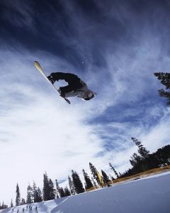 Picture from www.snowboardingdays.com
